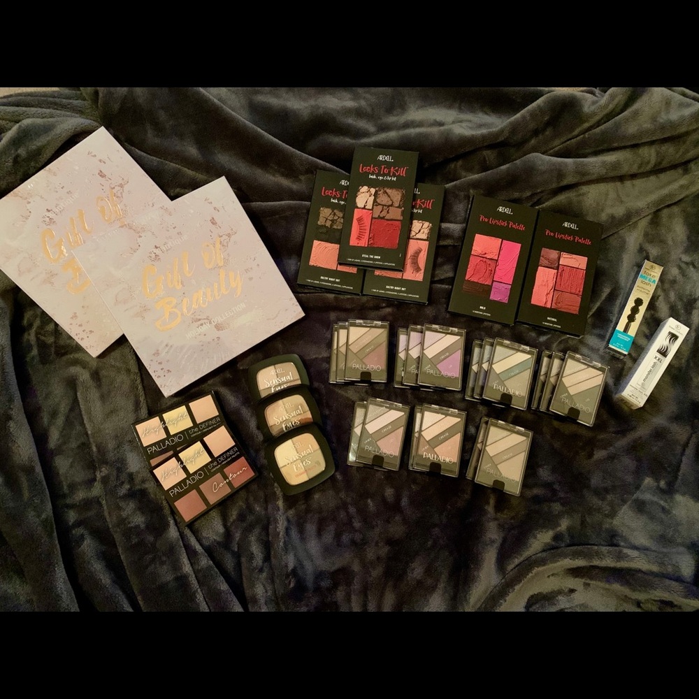 Makeup ARDELL, PALLADIO, Femme couture, Sallys